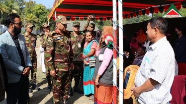বান্দরবানে সেনা জোনের উদ্যোগে দিনব্যাপী চক্ষু চিকিৎসা সেবা প্রদান